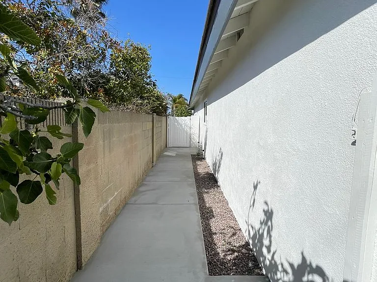 9192 Christine Dr — Photo 30