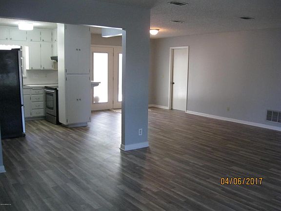 2nd image of 5130 Brighton Dr