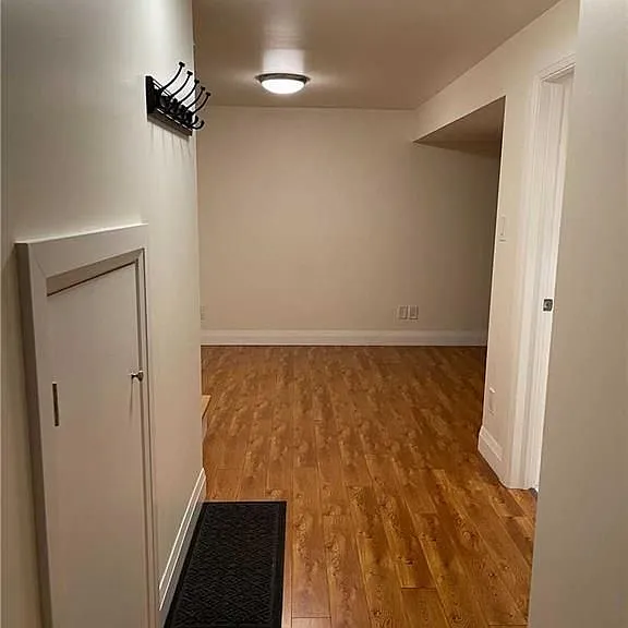 94 Glenholme Ave #BASEMENT — Photo 16