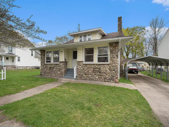 703 E Broadway St, Three Rivers, MI 49093