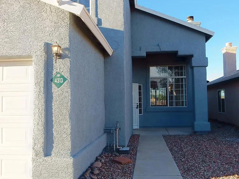 4313 W Bunk House Rd — Photo 32