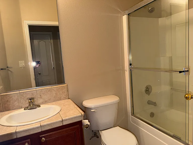 1550 Freeman Way — Photo 16