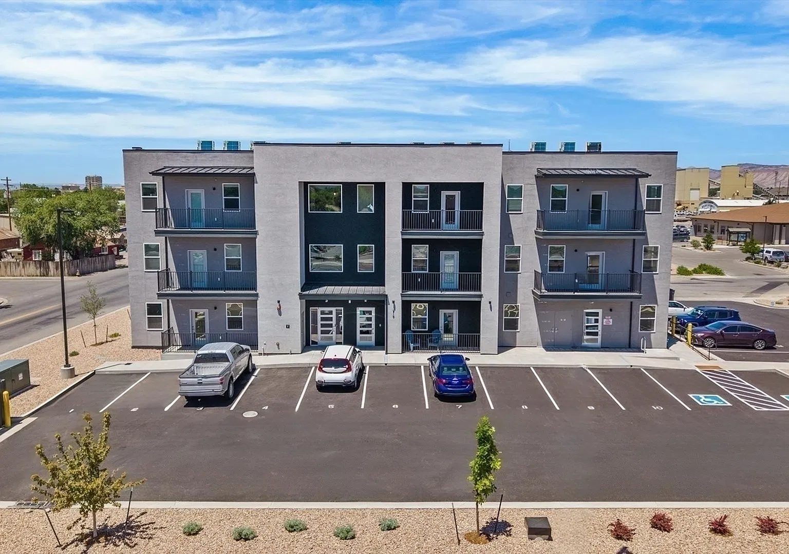 919 Kimball Avenue — Photo 3