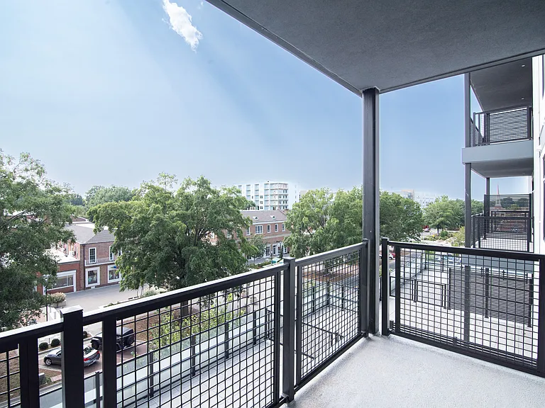Stadium Lofts — Photo 18