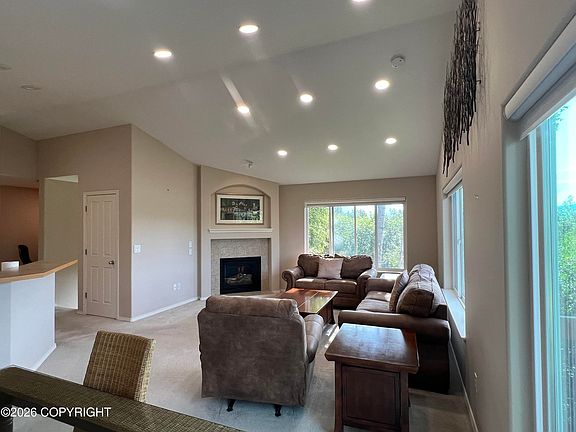 2nd image of 1302 E Klatt Rd #1302