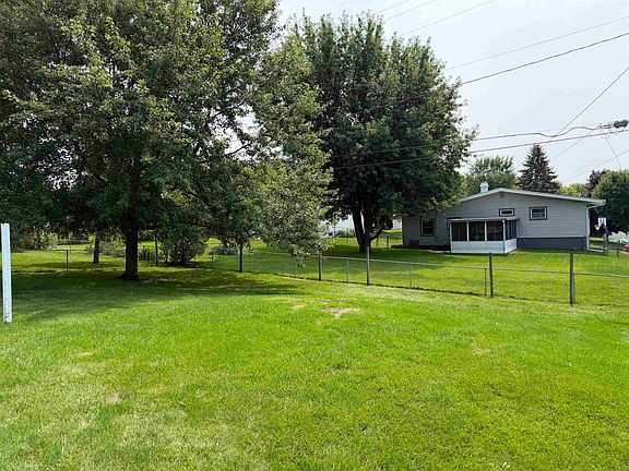 3rd image of 4509 Bunker Hill Ln