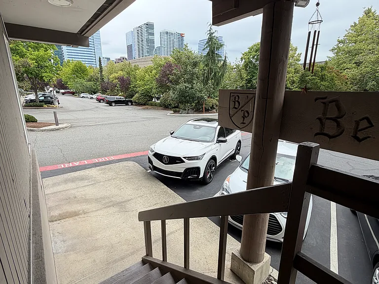 812 100th Ave NE #101 — Photo 11