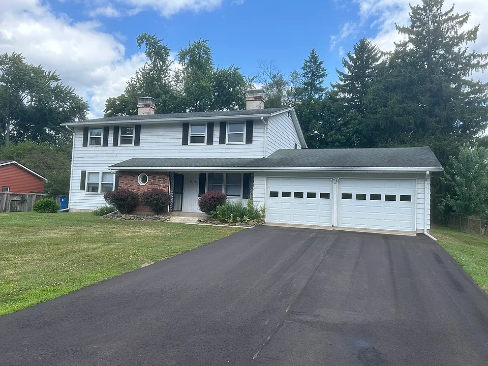 822 Ashley Dr