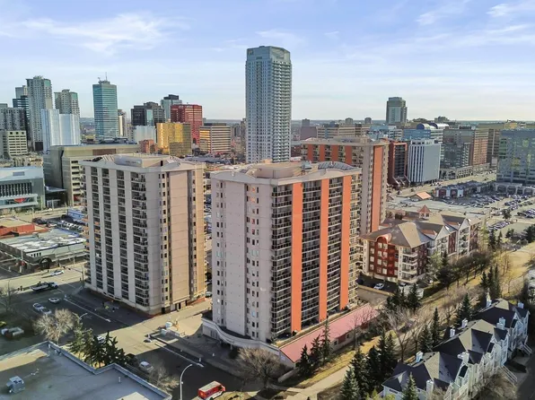 10909 103rd Ave NW #1102, Edmonton, AB T5K 2W7
