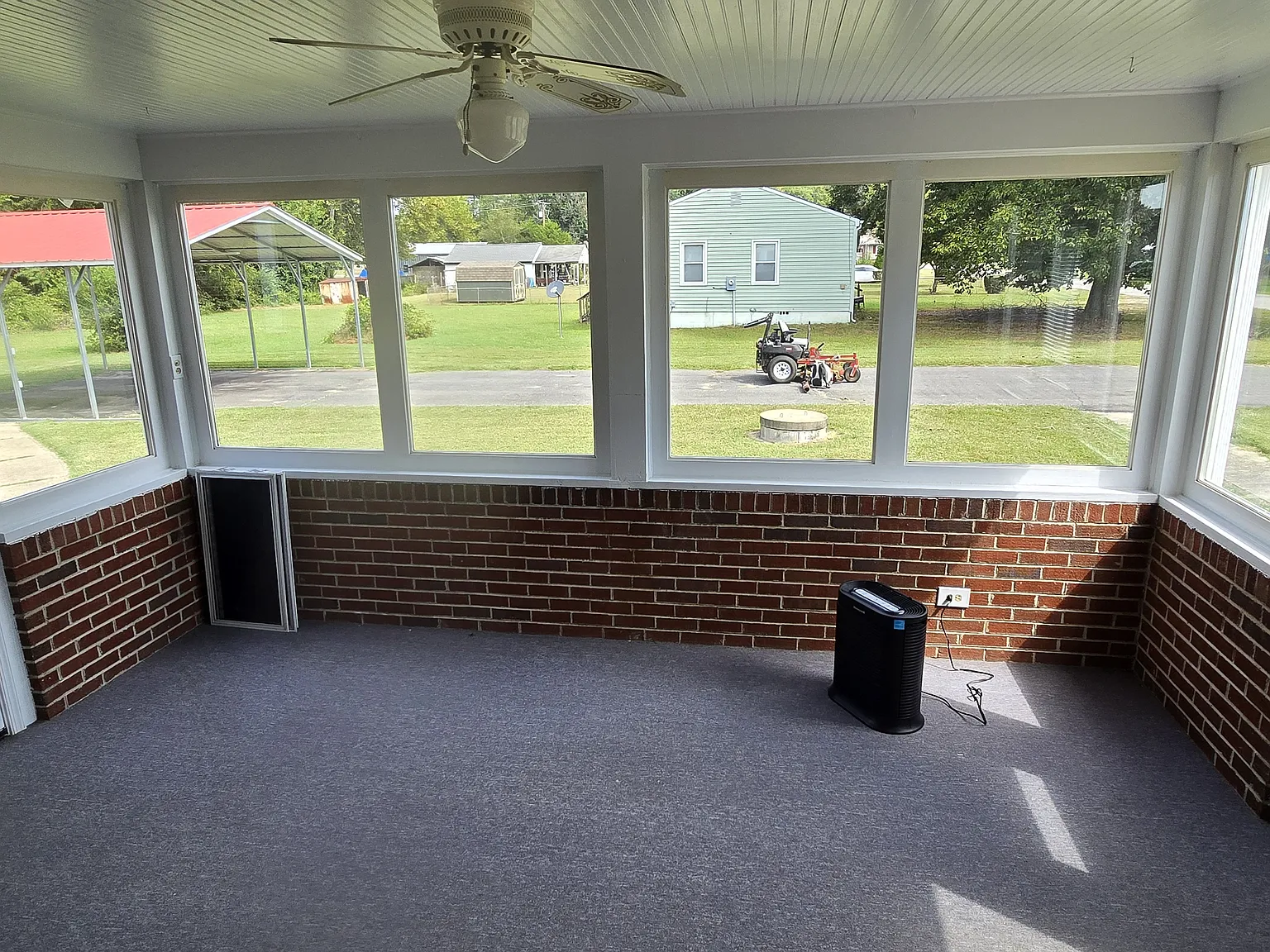 3 bed, 1247 sqft, $1,800 — Photo 4