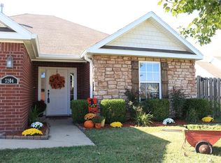 3204 S C St, Rogers, AR 72758