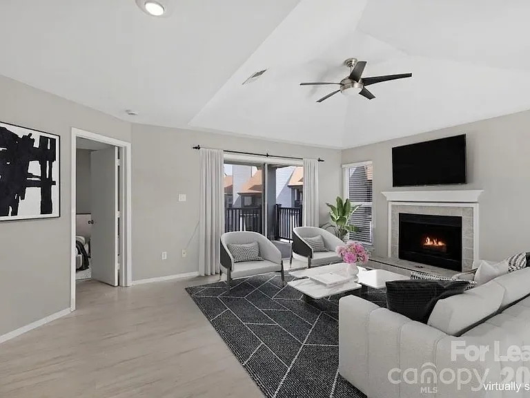 18841 Vineyard Point Ln — Photo 5