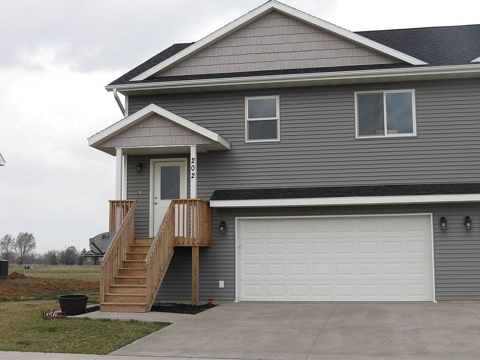 1st image of 202 Sierra Park Dr