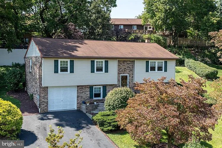 505 Edison Ct photo 1