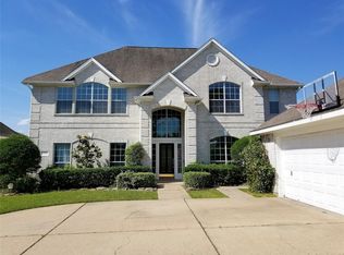 2702 Newbury Ct, Pearland, TX 77584