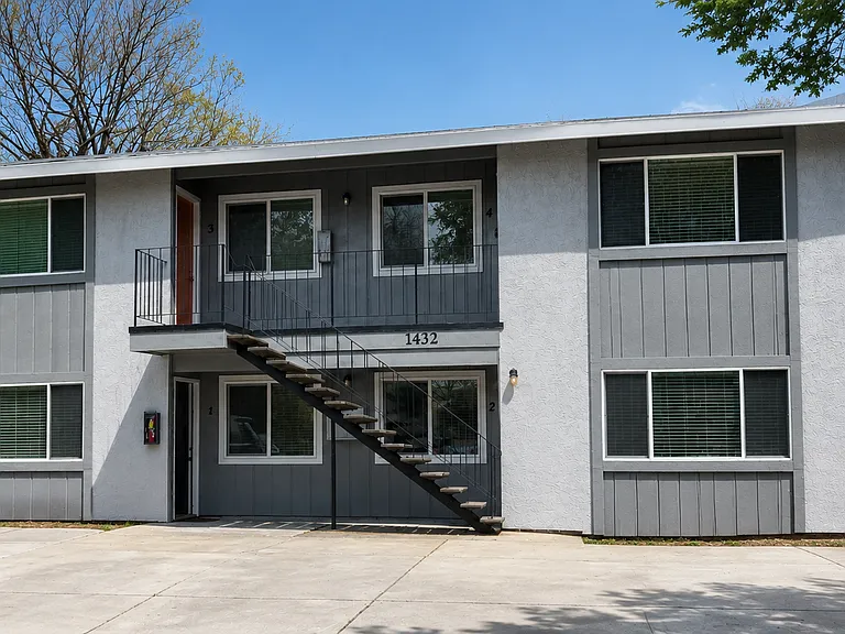 1432 Drake Dr #3 — Photo 11