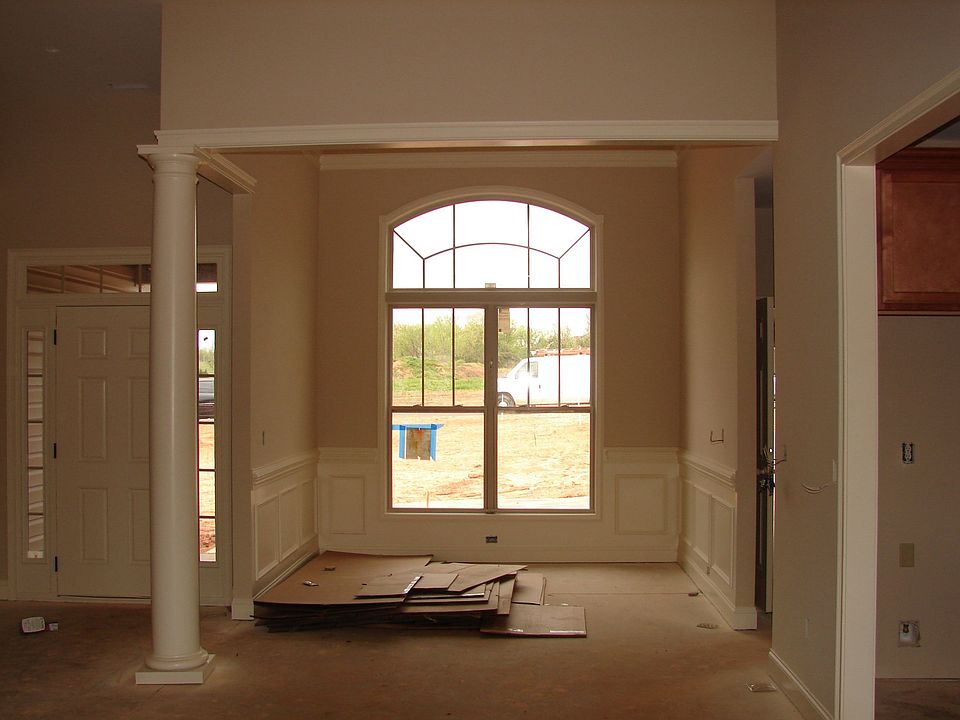 1st image of 225 Harvest Wood Ln