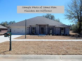 4671 Chanteuse Pkwy, Crestview, FL 32539