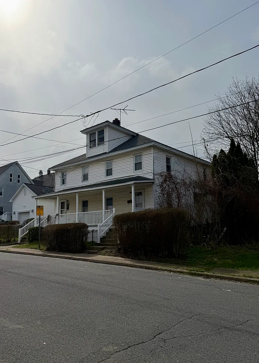 Building Photo - 1709-1711 McDonough Ave #1709