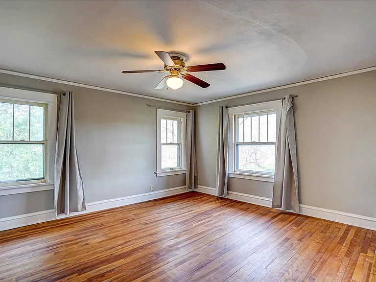 513 Troy Dr — Photo 26