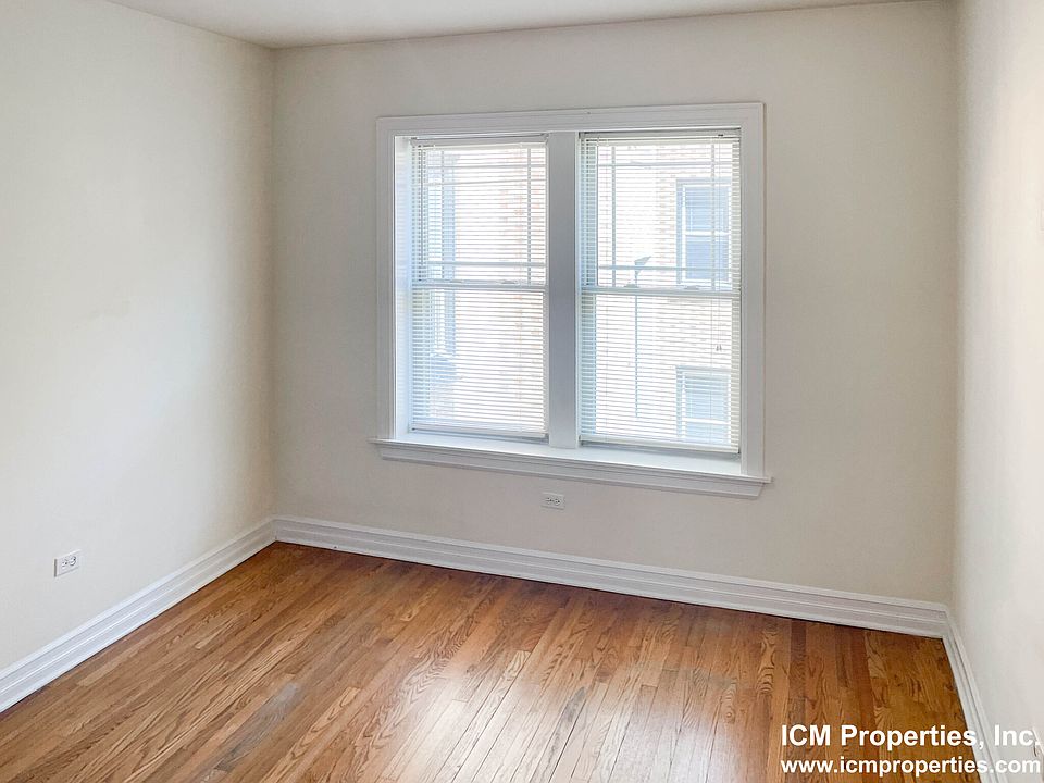 1st image of 38102 N Sheffield Ave #2W
