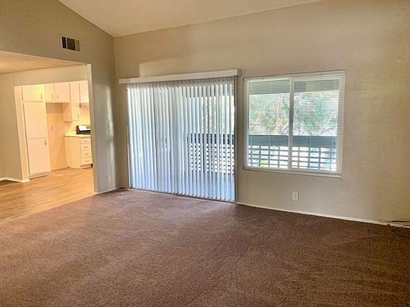 3rd image of 355 Parkview Ter APT F6
