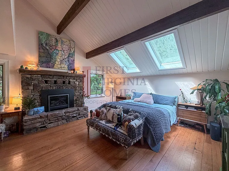 1035 Owensville Rd — Photo 34