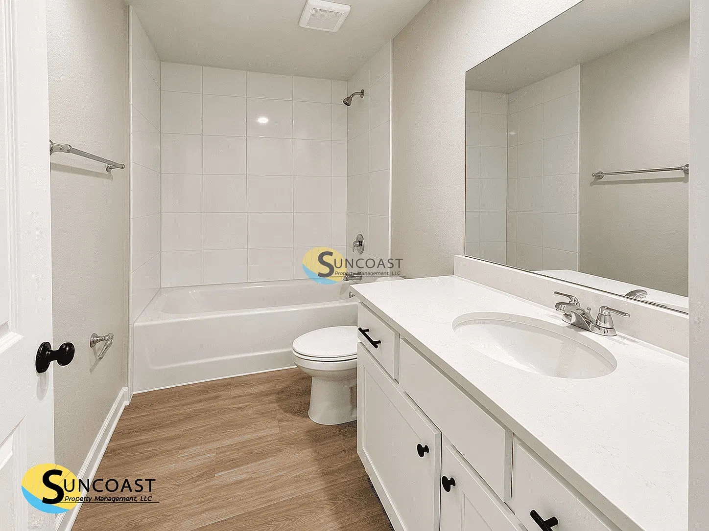 2025 Built 2/2 Duplex | Move-In Ready — Photo 2