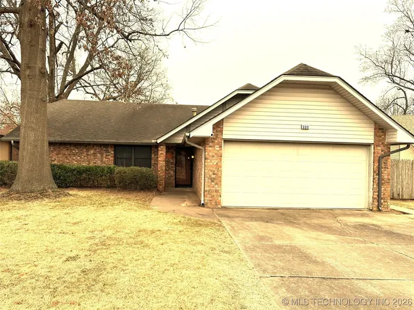 809 W Glendale St, Broken Arrow, OK 74011