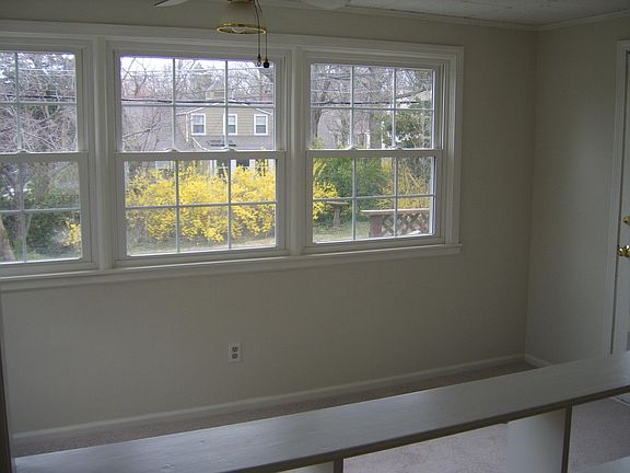 5th image of 7425 Fontana St