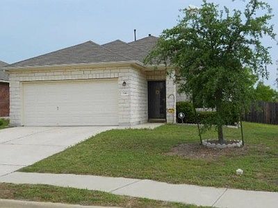 2nd image of 700 Estancia Way