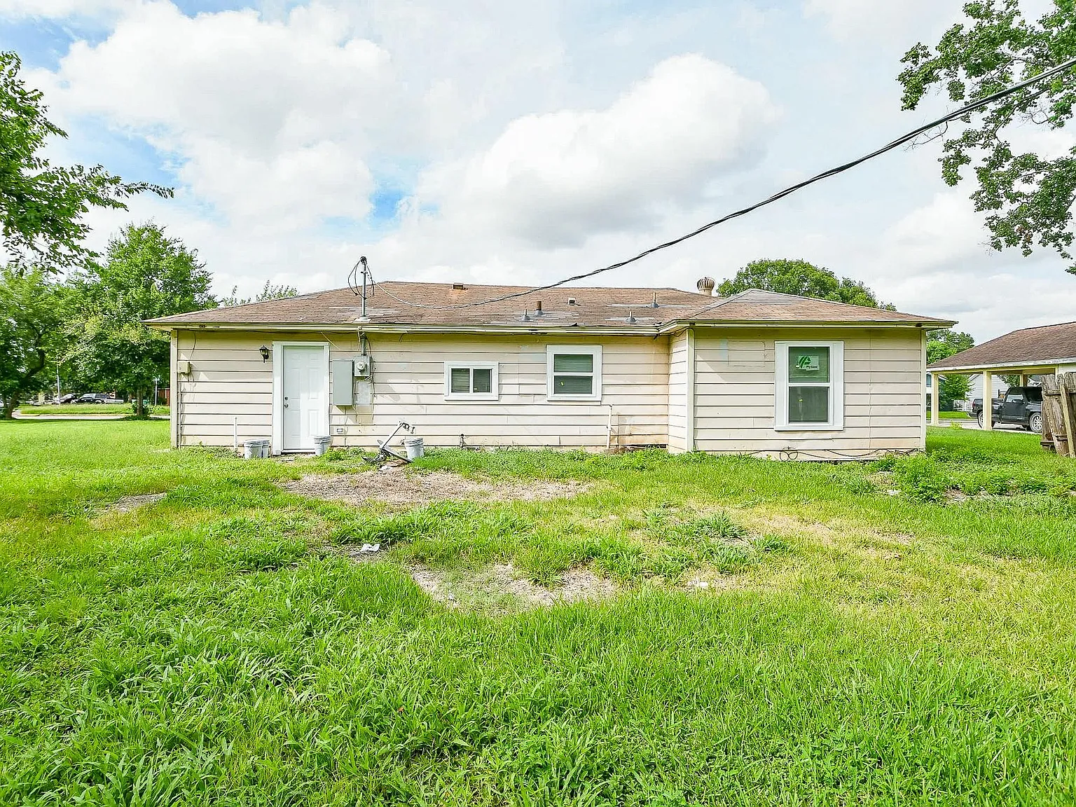 2 bed, 1.0 bath, 1120 sqft, $1,200 — Photo 4