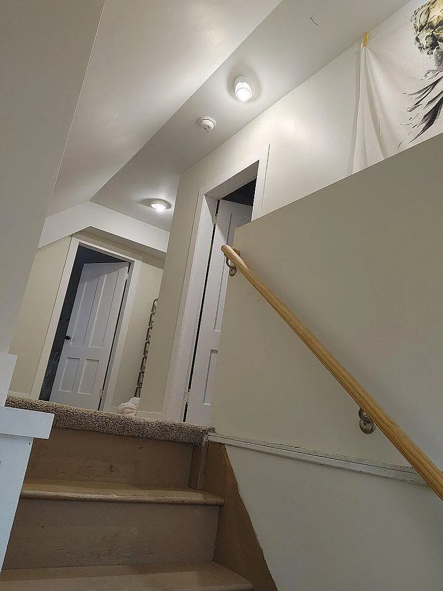 5 bed, 3084 sqft, $2,850 — Photo 1