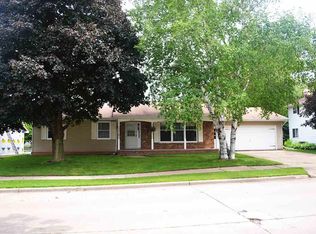 1632 N Linwood Ave, Appleton, WI 54914