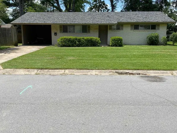 400 Deerbrook Rd, Little Rock, AR 72205