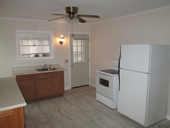 5th image of 162 N Lake Ave