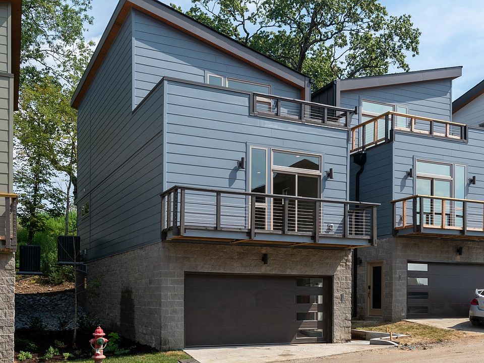 1st image of 3060A Edwin Cir