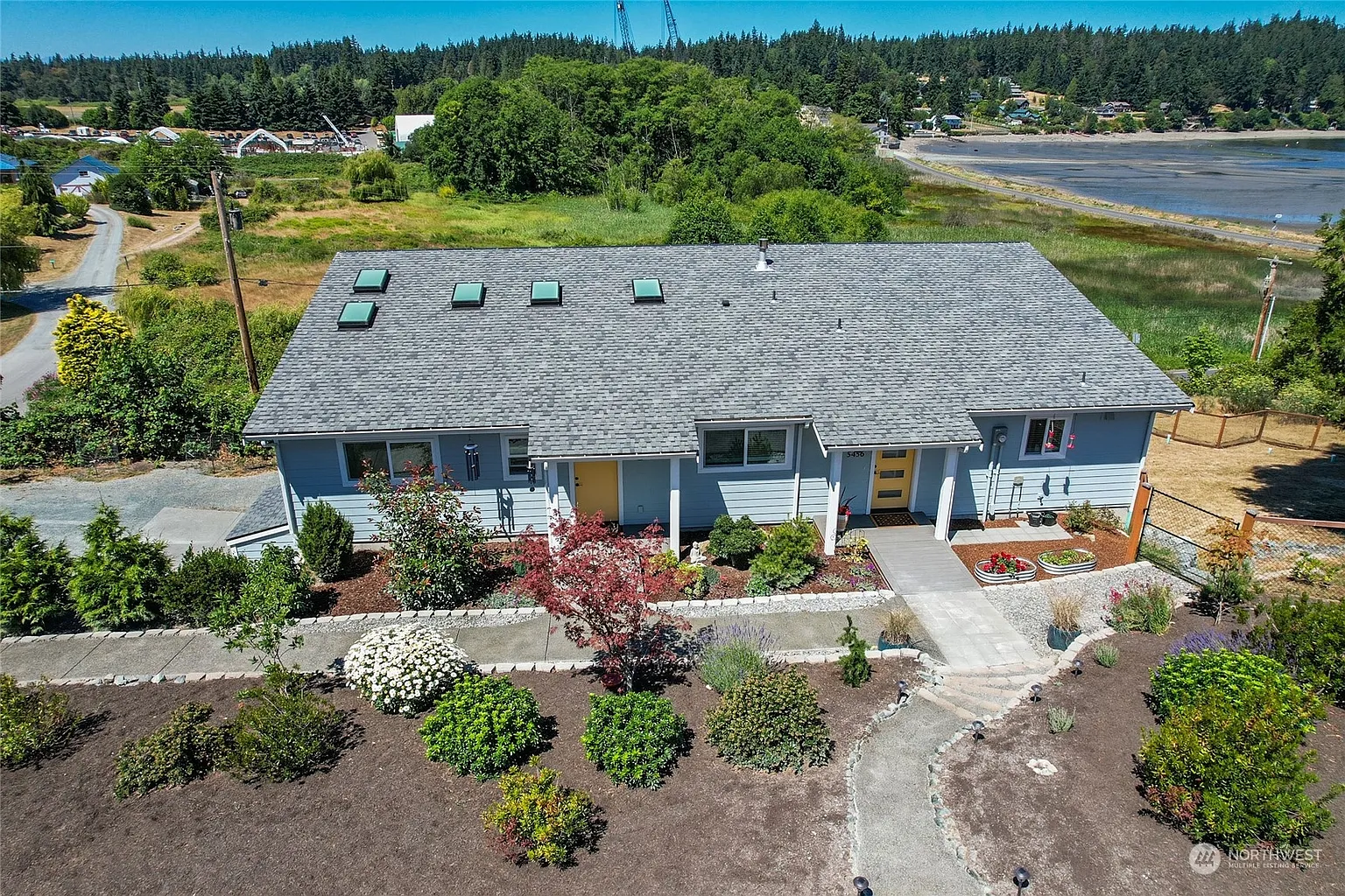 5456 Harborside Lane photo 1