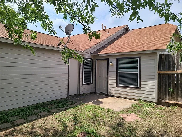 12405 Alderbrook Dr #B — Photo 14