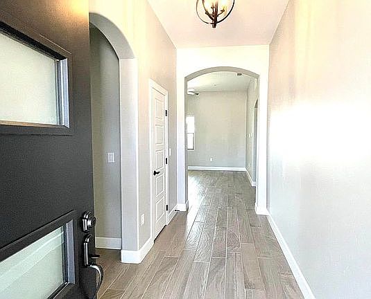 4th image of 3813 Selman Ct