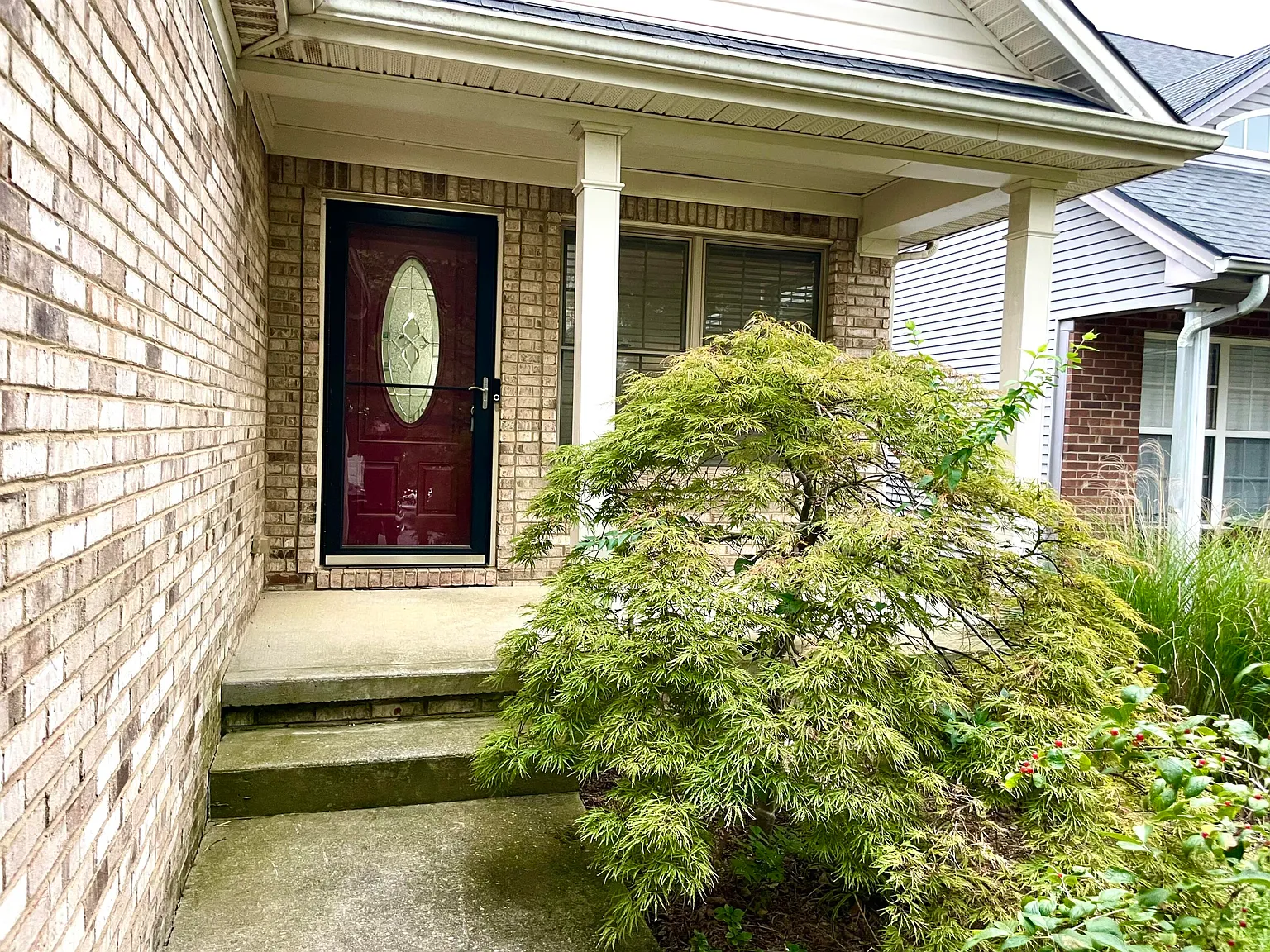 3 bed, 2.0 bath, 1345 sqft, $1,950 — Photo 1