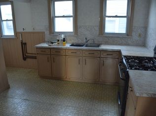6 Maine Ave #2, Somerville, MA 02145