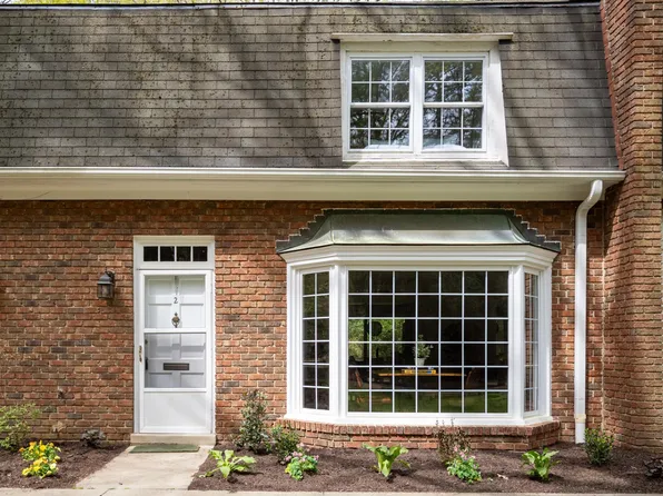 2 Banbury Ln #2, Chapel Hill, NC 27517