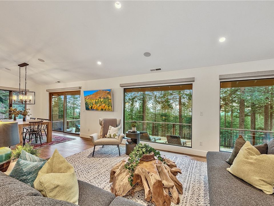 1st image of 711 Cristina Dr