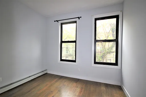 Rented by Rental Solutions Inc | media 4