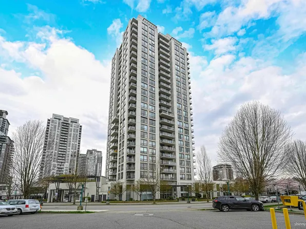2982 Burlington Dr #708, Coquitlam, BC V3B 0B3