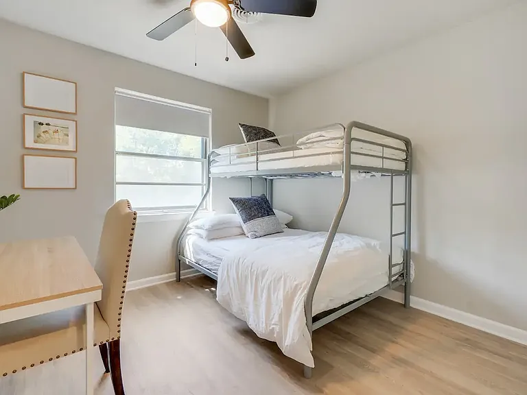 8610 Graywood Dr — Photo 16