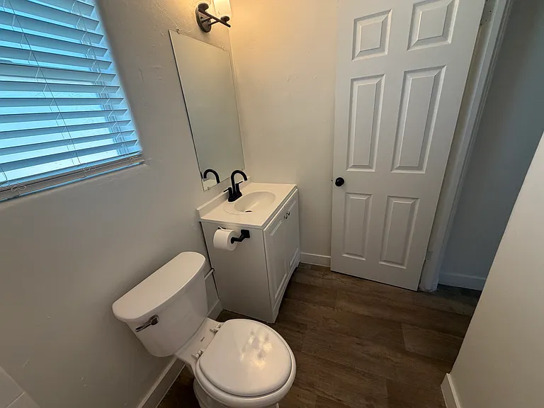 736 E Turney Ave #1 — Photo 11