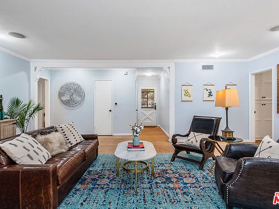 5th image of 12628 Sarah St
