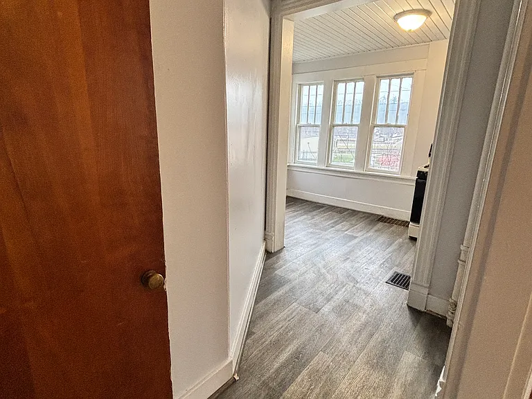 1404 W Michigan Ave #2 — Photo 7